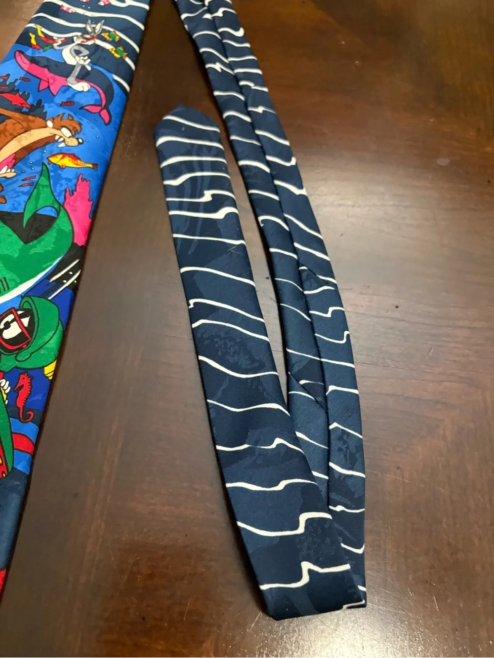 Elmer Fudd Marvin Tax Bugs Sea Life Looney Tunes Mania Tie 1993 100% Polyester